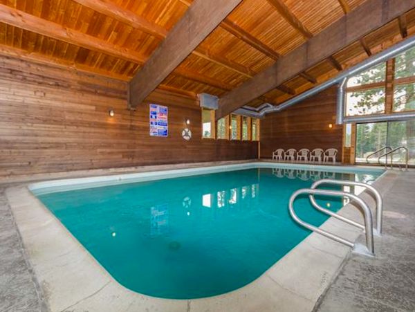 Yosemite Area Home 984686