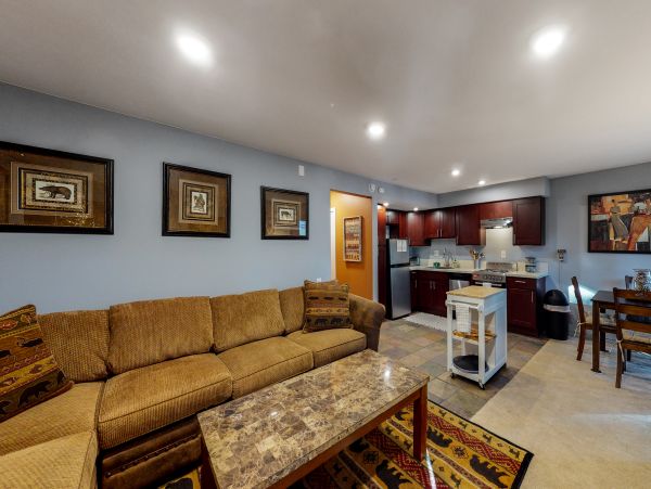 Yosemite Area Home 984686