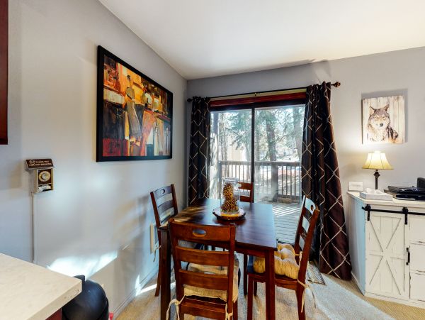 Yosemite Area Home 984686