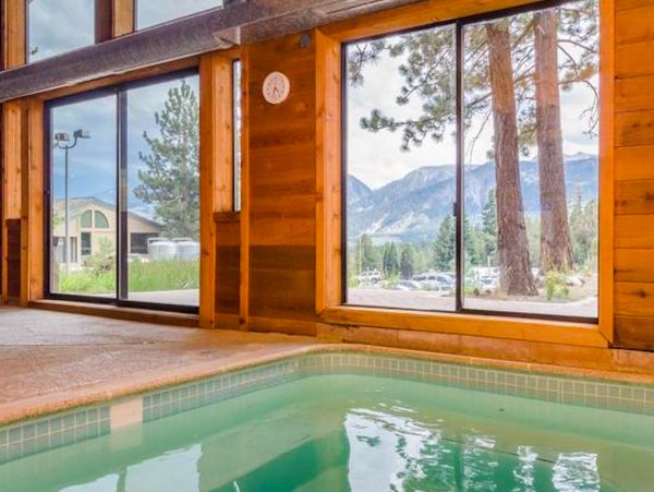 Yosemite Area Home 984686