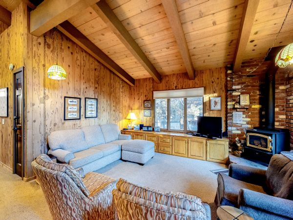 Yosemite Area Home 984687