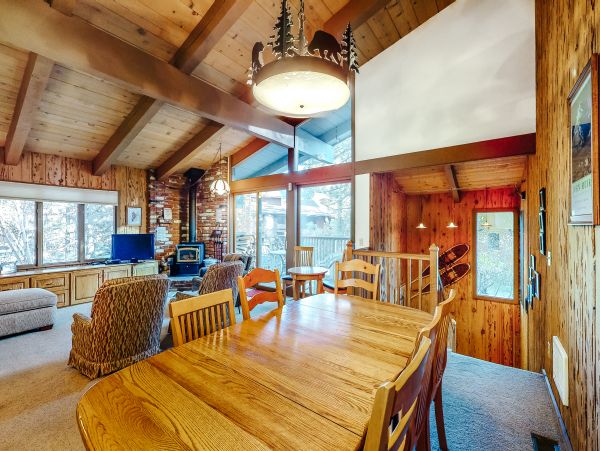 Yosemite Area Home 984687