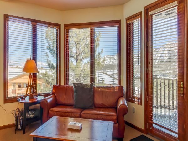Yosemite Area Home 984689