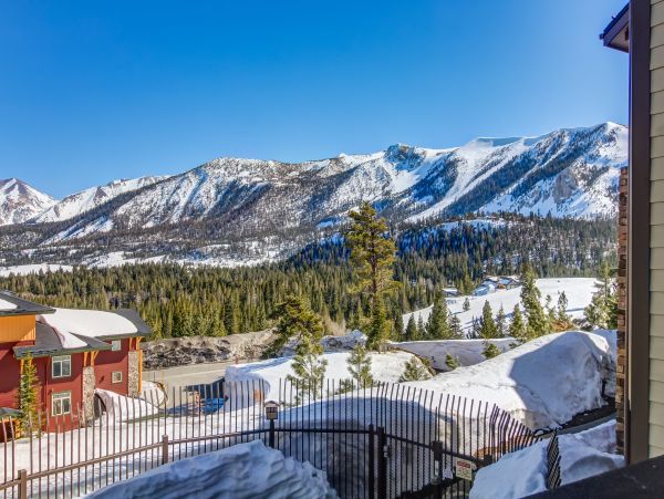 Yosemite Area Home 984689