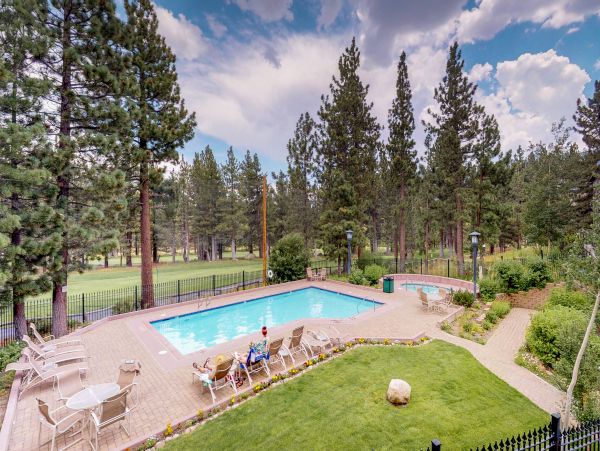 Yosemite Area Home 984690