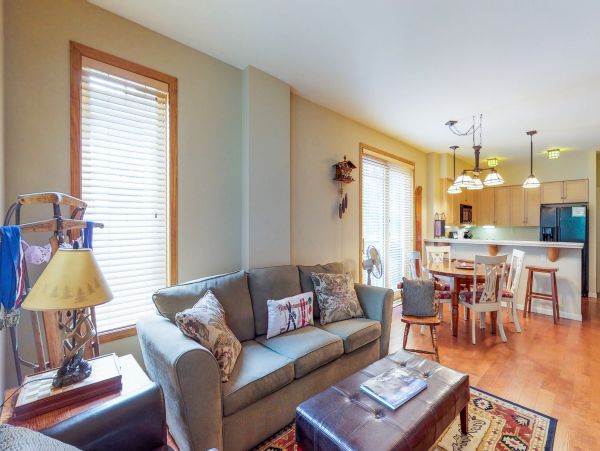 Yosemite Area Home 984690