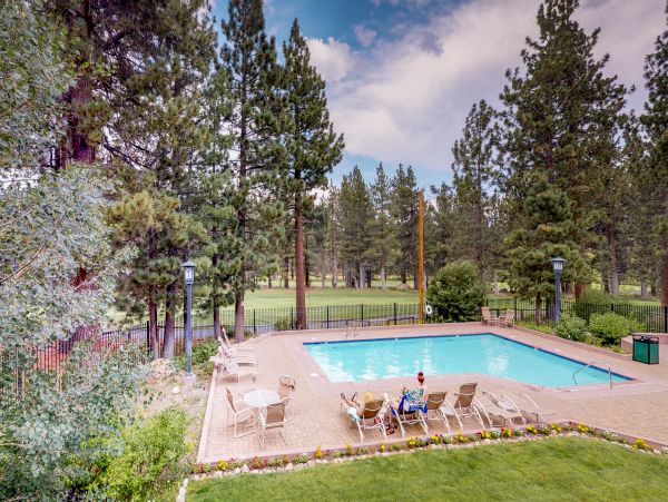 Yosemite Area Home 984690