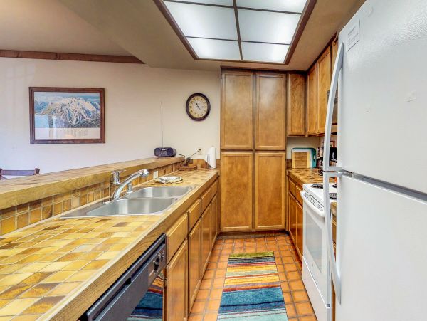 Yosemite Area Home 984691
