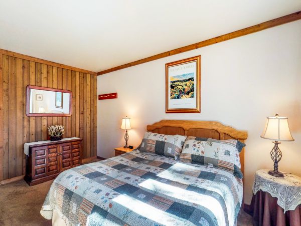 Yosemite Area Home 984691