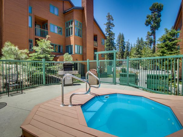 Yosemite Area Home 984691