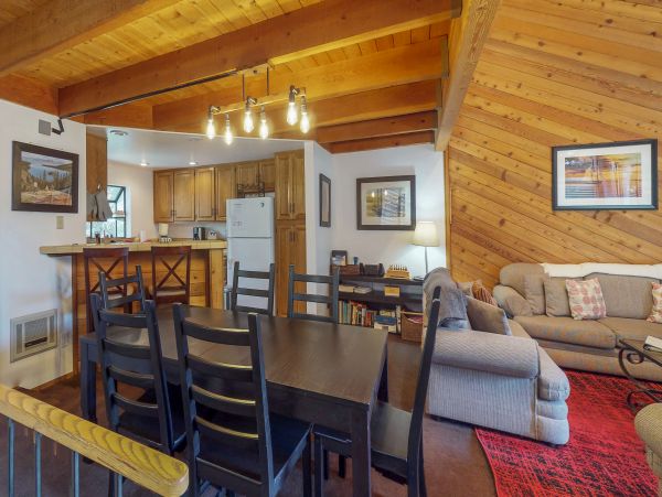 Yosemite Area Home 984692