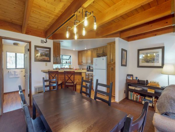 Yosemite Area Home 984692
