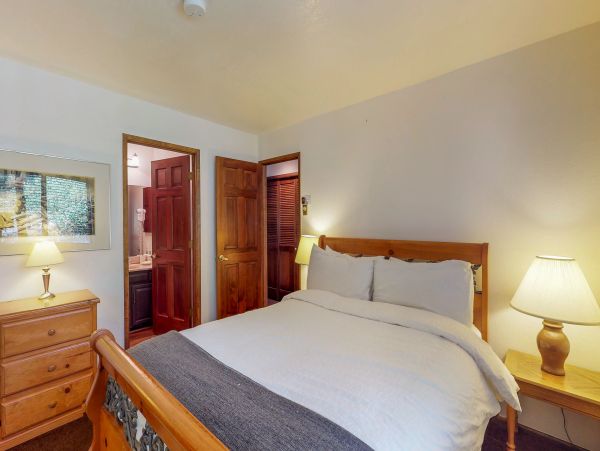 Yosemite Area Home 984692