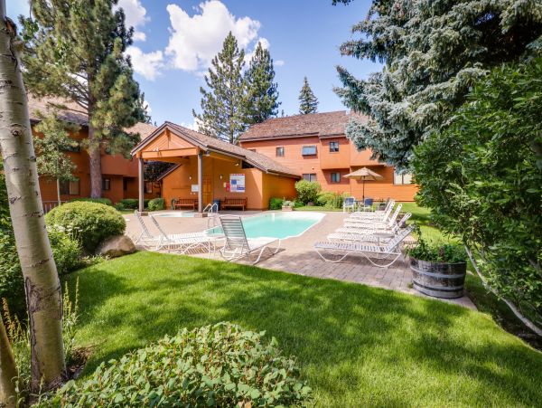 Yosemite Area Home 984692