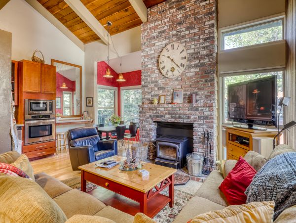 Yosemite Area Home 984693