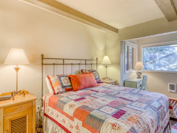 Yosemite Area Home 984693
