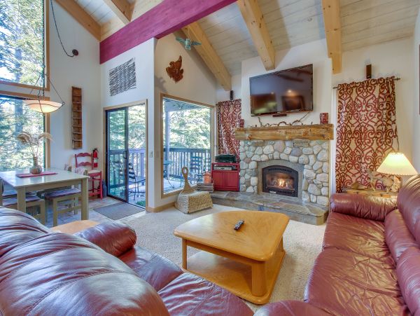 Yosemite Area Home 984694