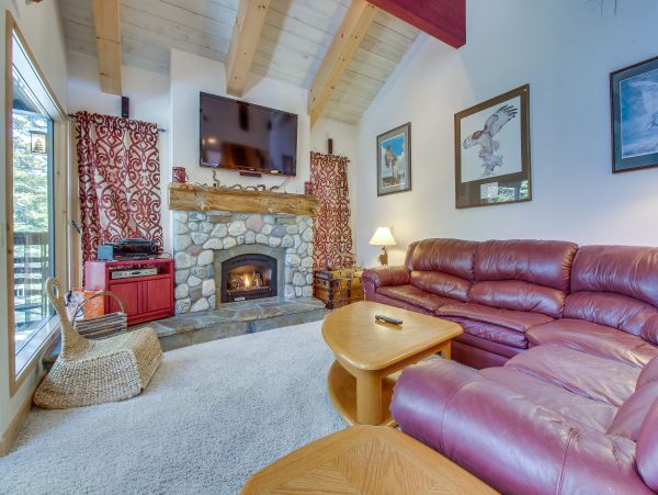 Yosemite Area Home 984694