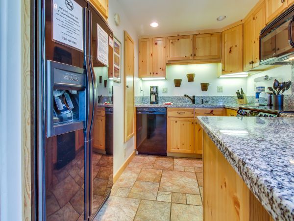 Yosemite Area Home 984694