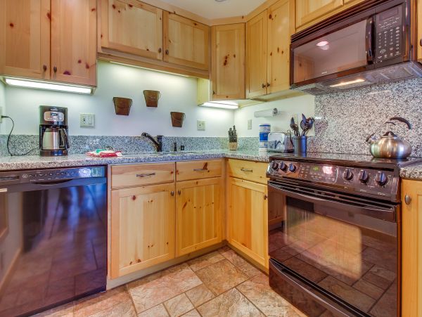 Yosemite Area Home 984694