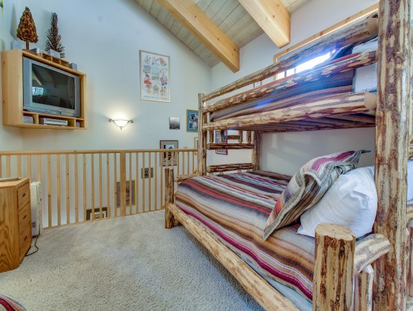Yosemite Area Home 984694