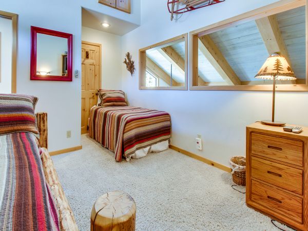 Yosemite Area Home 984694