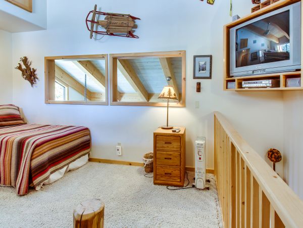 Yosemite Area Home 984694