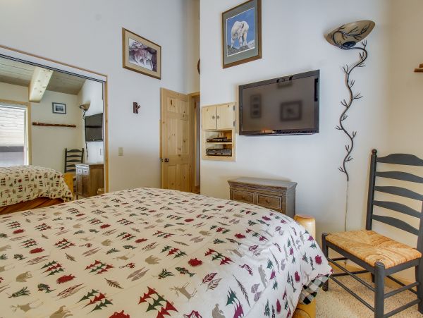 Yosemite Area Home 984694