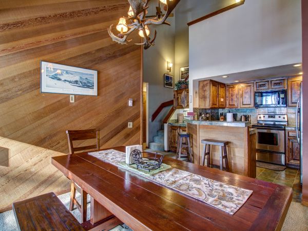 Yosemite Area Home 984695