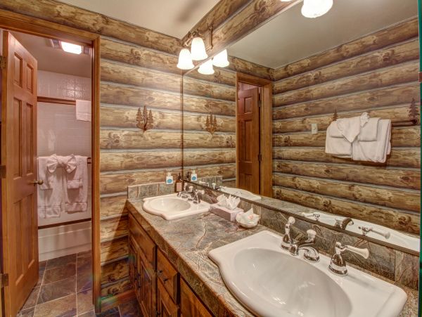 Yosemite Area Home 984695