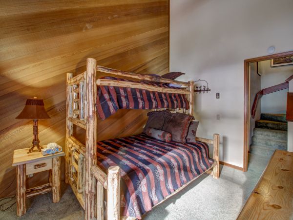 Yosemite Area Home 984695