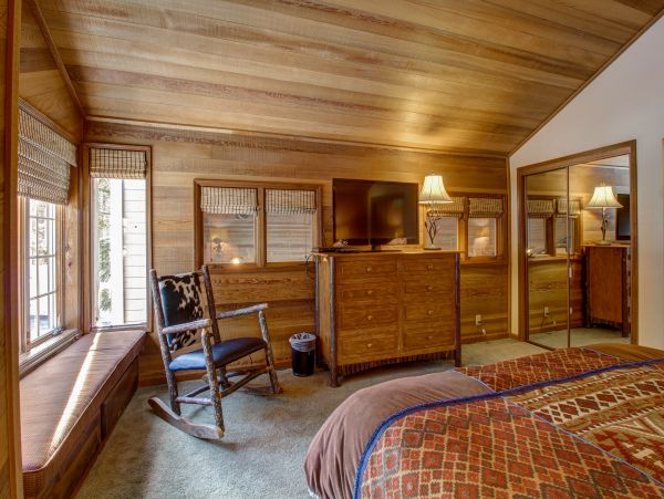 Yosemite Area Home 984695