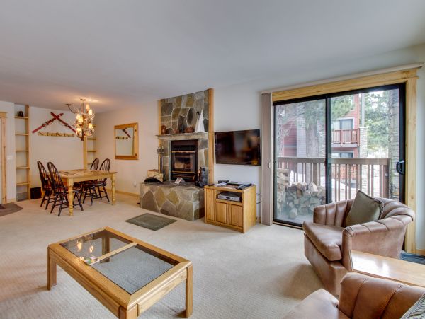 Yosemite Area Home 984696