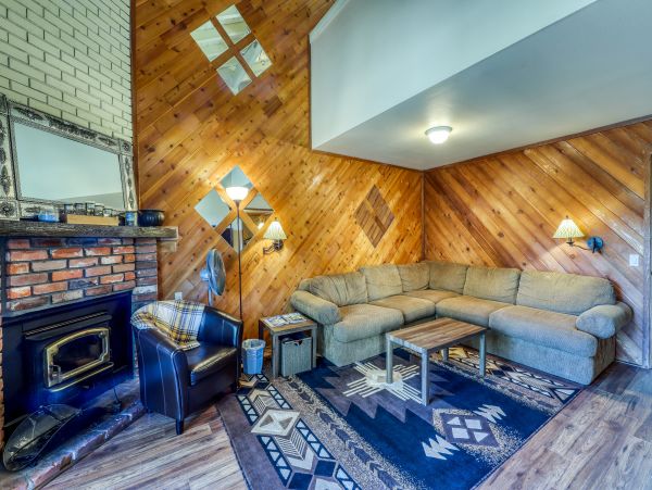 Yosemite Area Home 984699