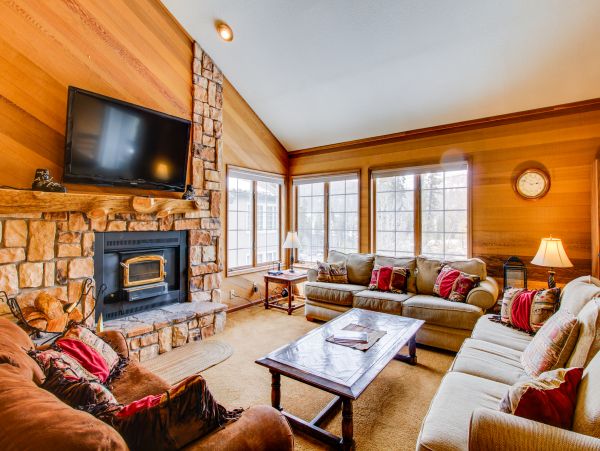 Yosemite Area Home 984700
