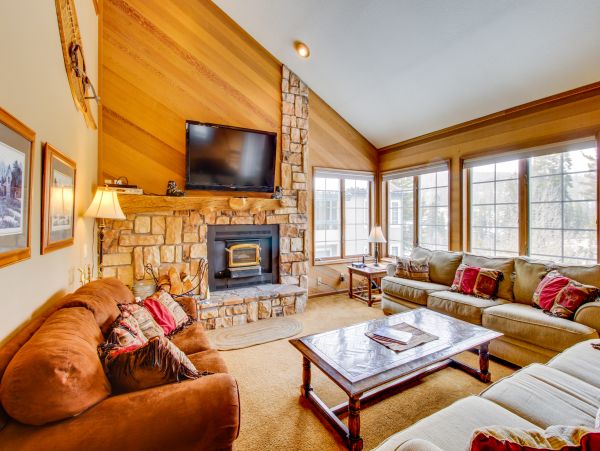 Yosemite Area Home 984700