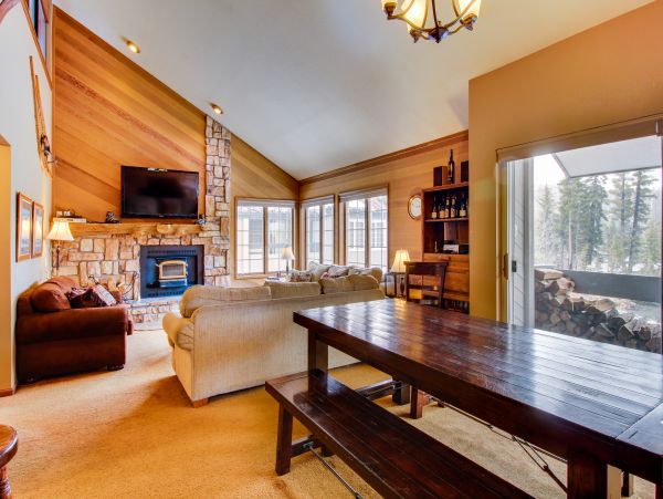 Yosemite Area Home 984700