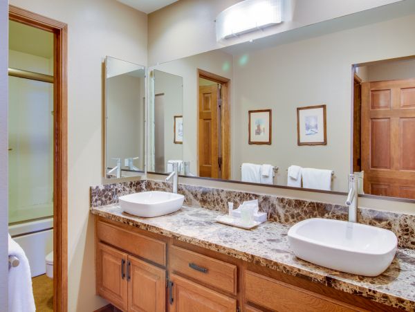 Yosemite Area Home 984700