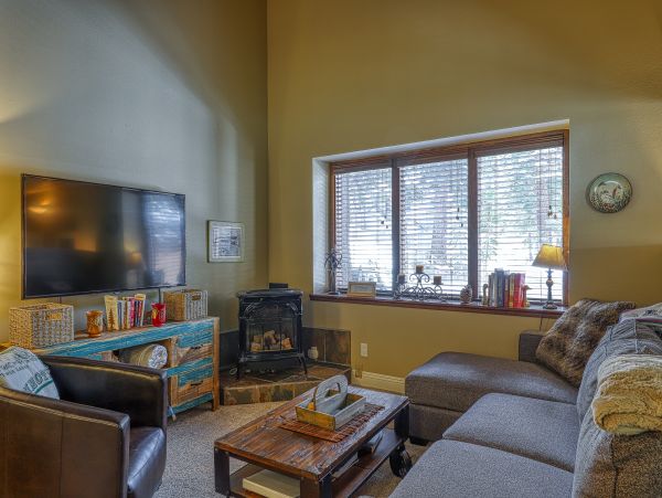 Yosemite Area Home 984702