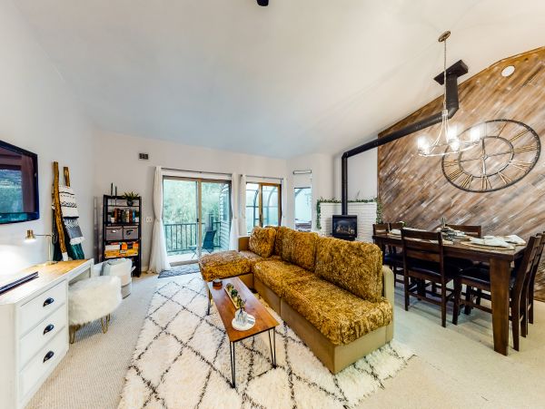 Yosemite Area Home 984703