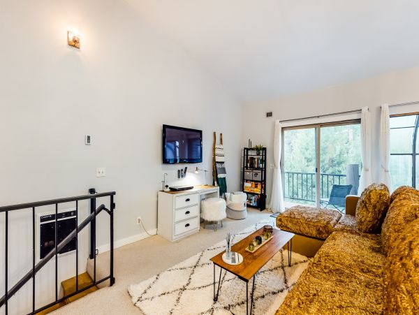 Yosemite Area Home 984703