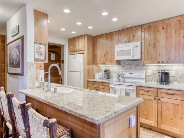 Yosemite Area Home 984704