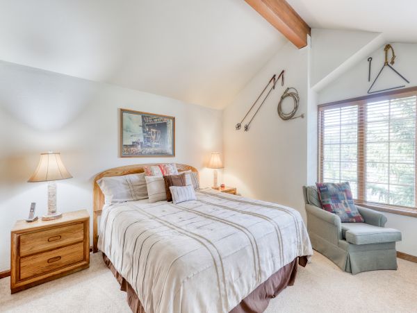 Yosemite Area Home 984704
