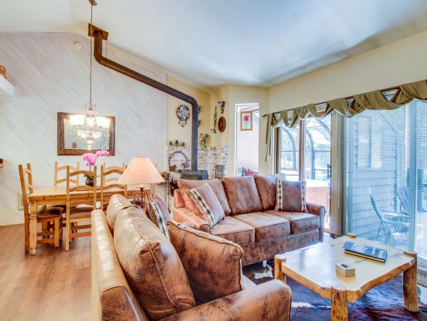 Yosemite Area Home 984705