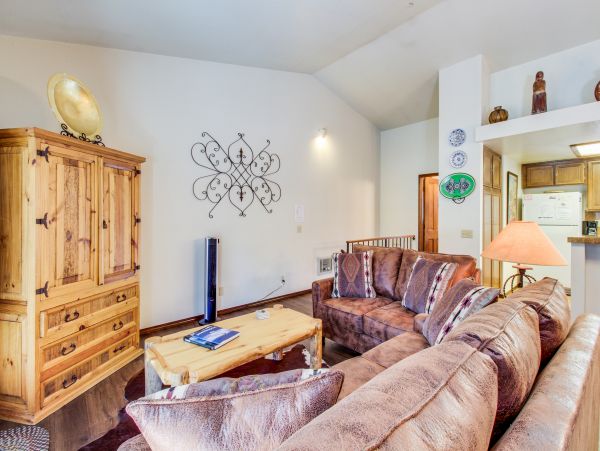 Yosemite Area Home 984705