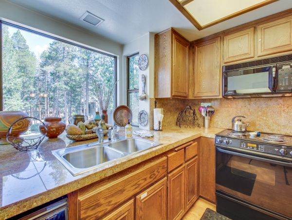 Yosemite Area Home 984705