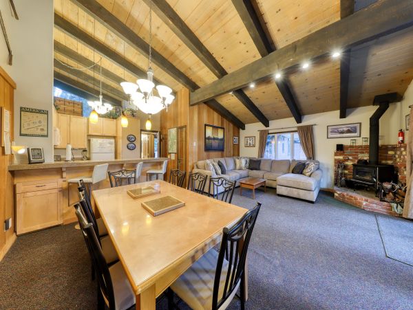 Yosemite Area Home 984706