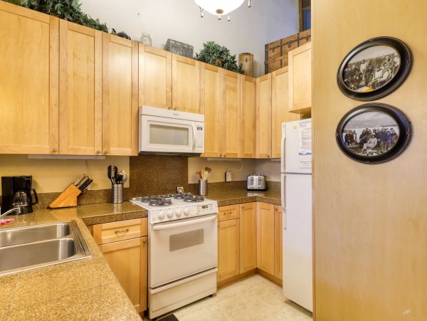 Yosemite Area Home 984706