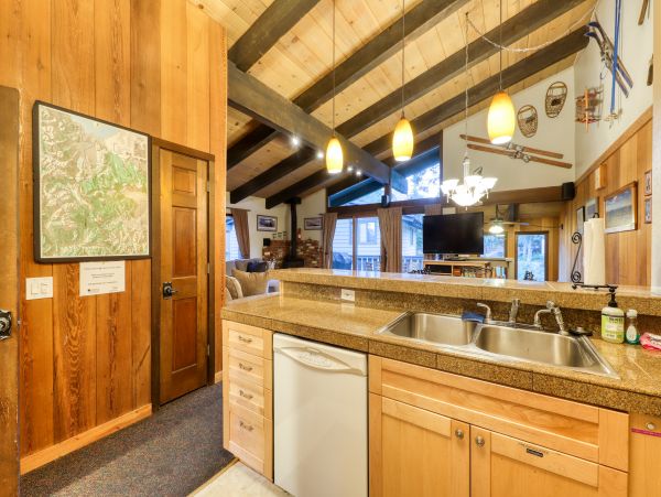 Yosemite Area Home 984706