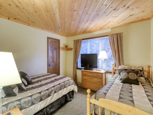 Yosemite Area Home 984706